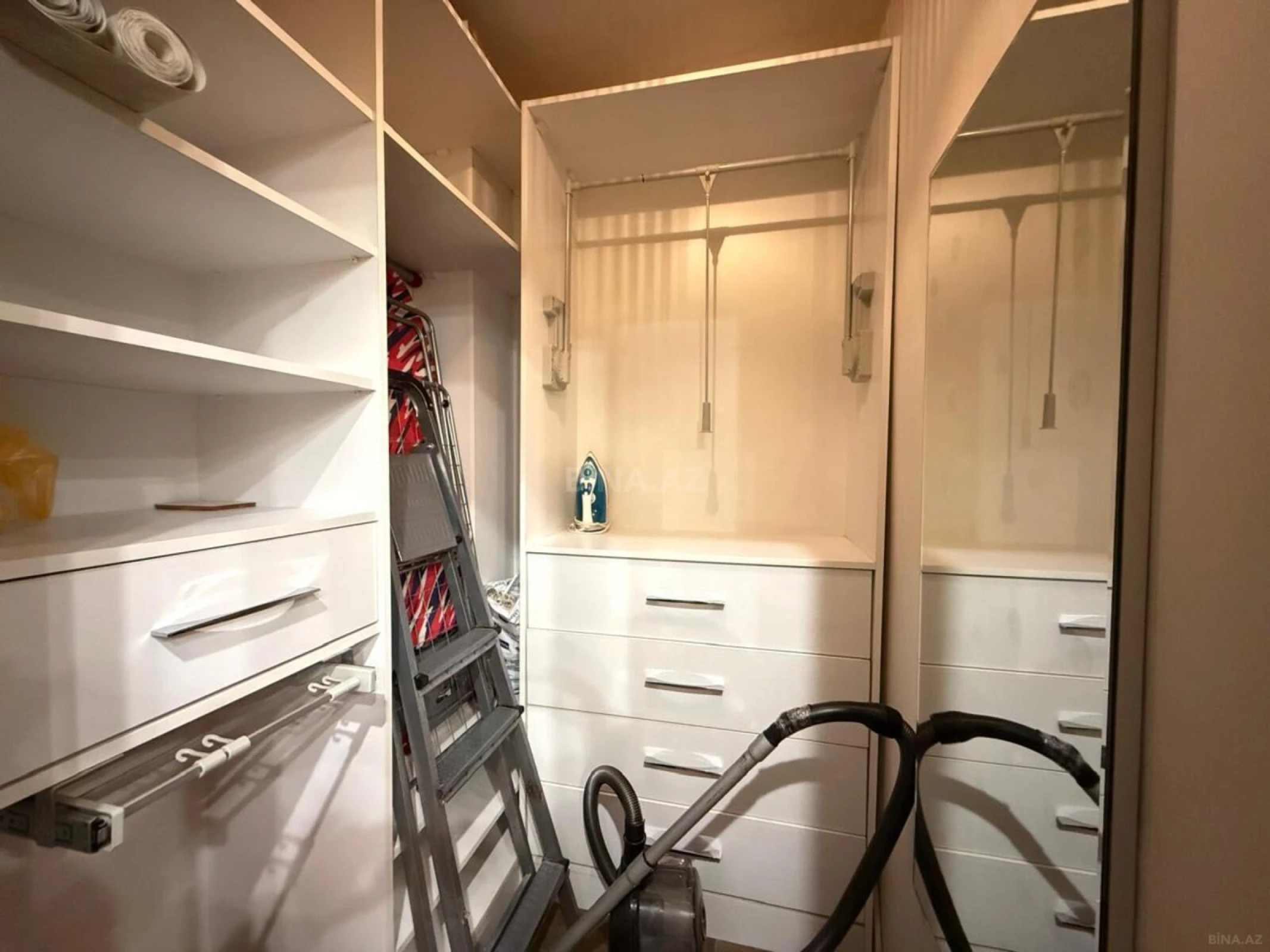 Kirayə verilir 4 otaqlı mənzil 170 m²