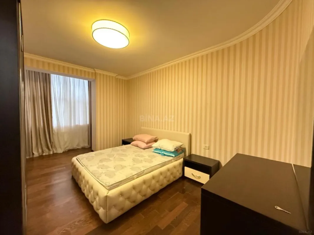 Kirayə verilir 4 otaqlı mənzil 170 m²