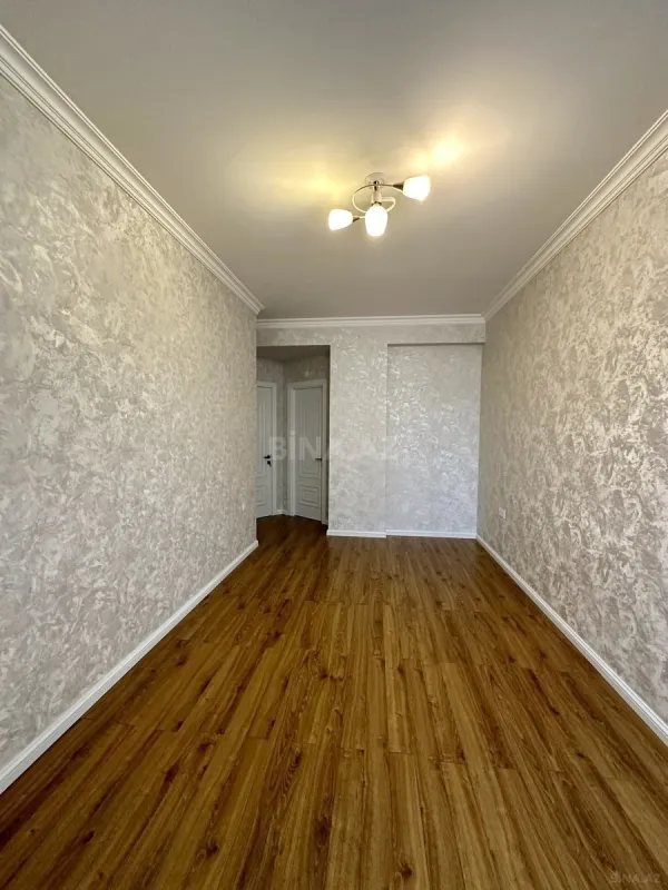 Satılır 3 otaqlı mənzil 105 m²