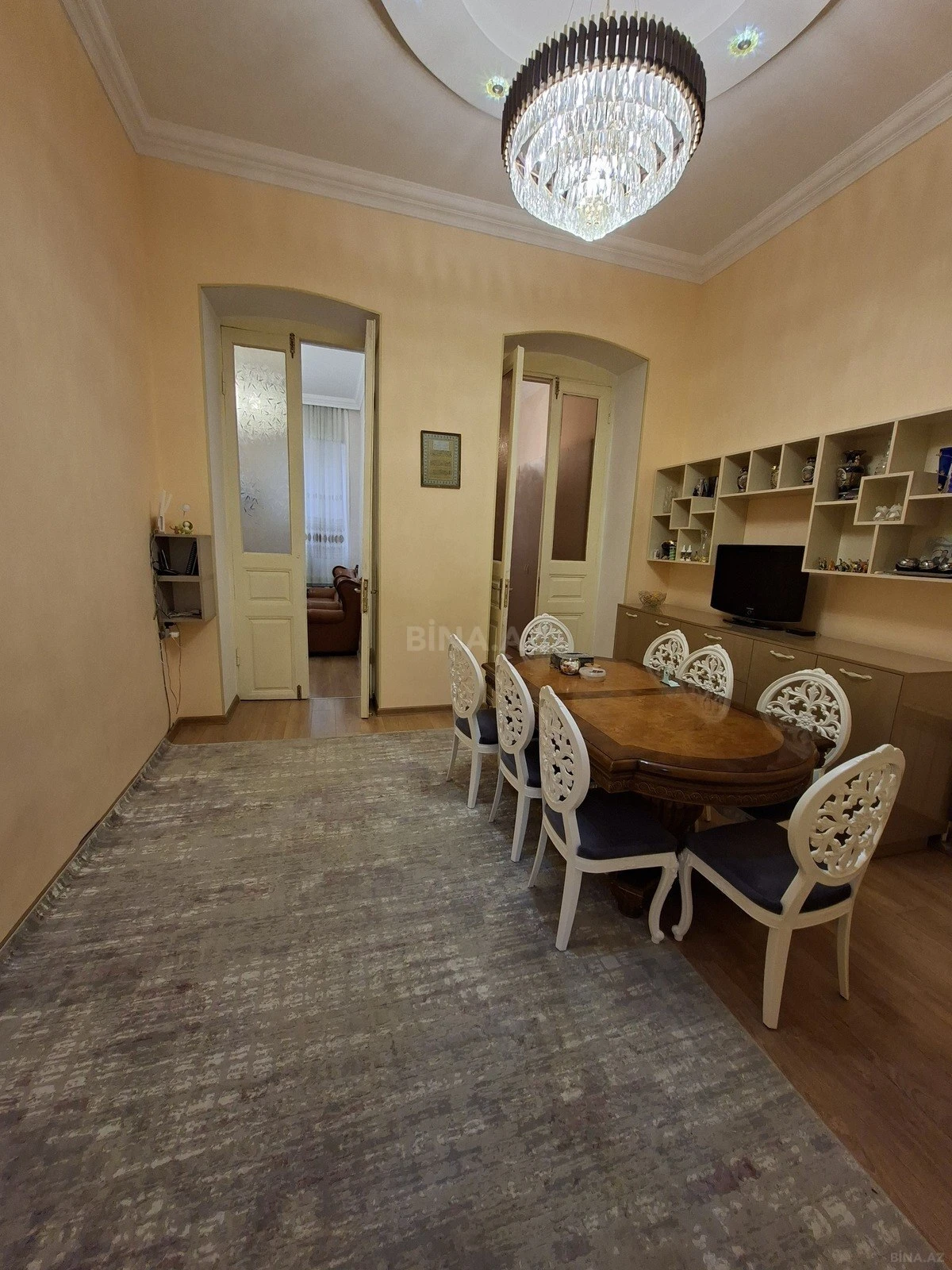 Satılır 4 otaqlı mənzil 105 m²