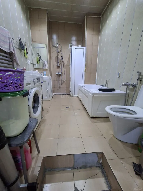 Satılır 4 otaqlı mənzil 105 m²