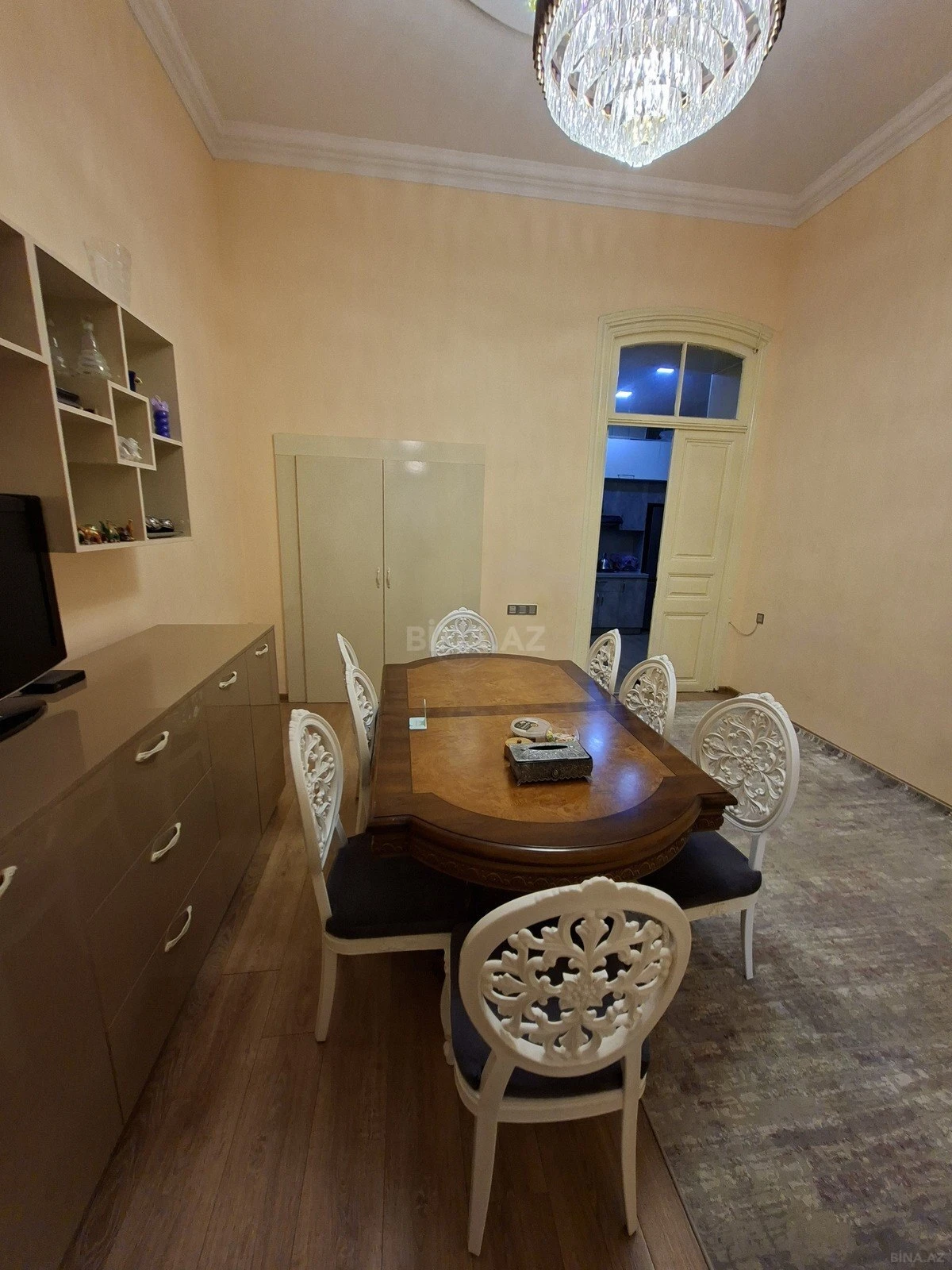 Satılır 4 otaqlı mənzil 105 m²