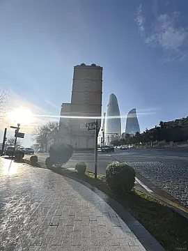 Satılır 3 otaqlı mənzil 120 m²