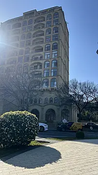 Satılır 3 otaqlı mənzil 120 m²