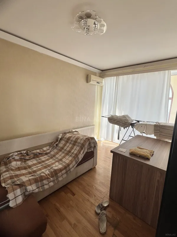 Satılır 3 otaqlı mənzil 120 m²