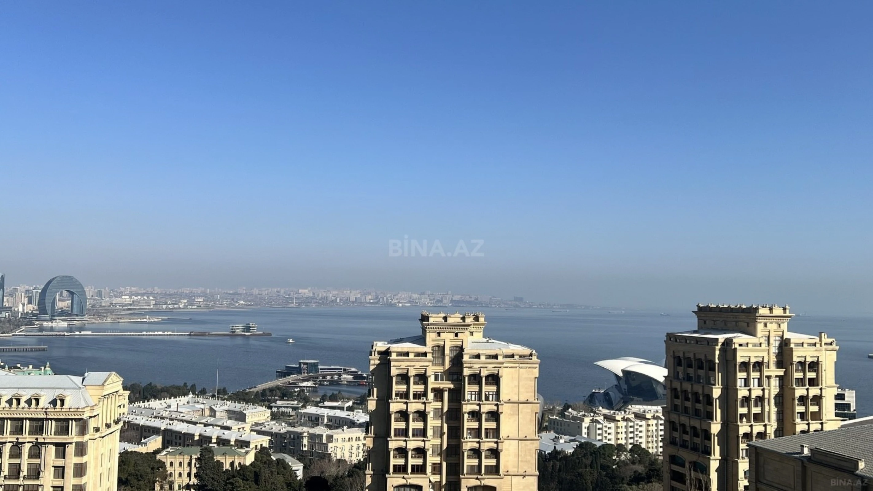 Satılır 3 otaqlı mənzil 120 m²