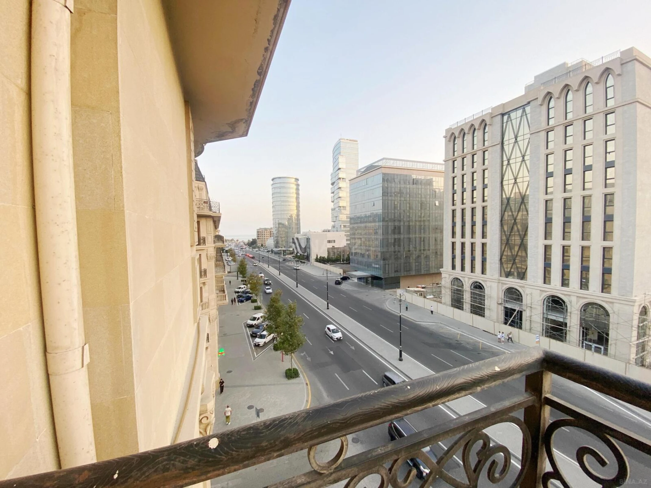 Kirayə verilir 2 otaqlı mənzil 100 m²