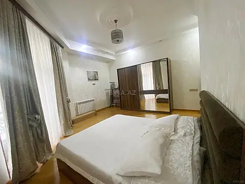 Kirayə verilir 2 otaqlı mənzil 100 m²