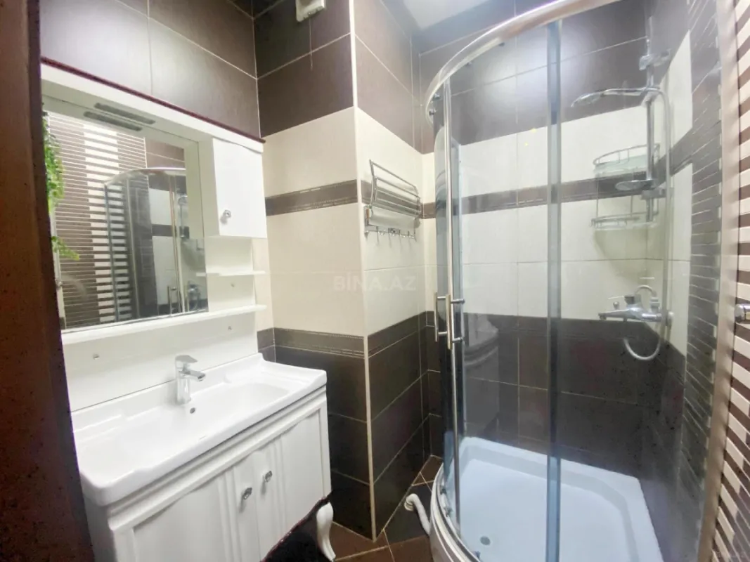 Kirayə verilir 2 otaqlı mənzil 100 m²