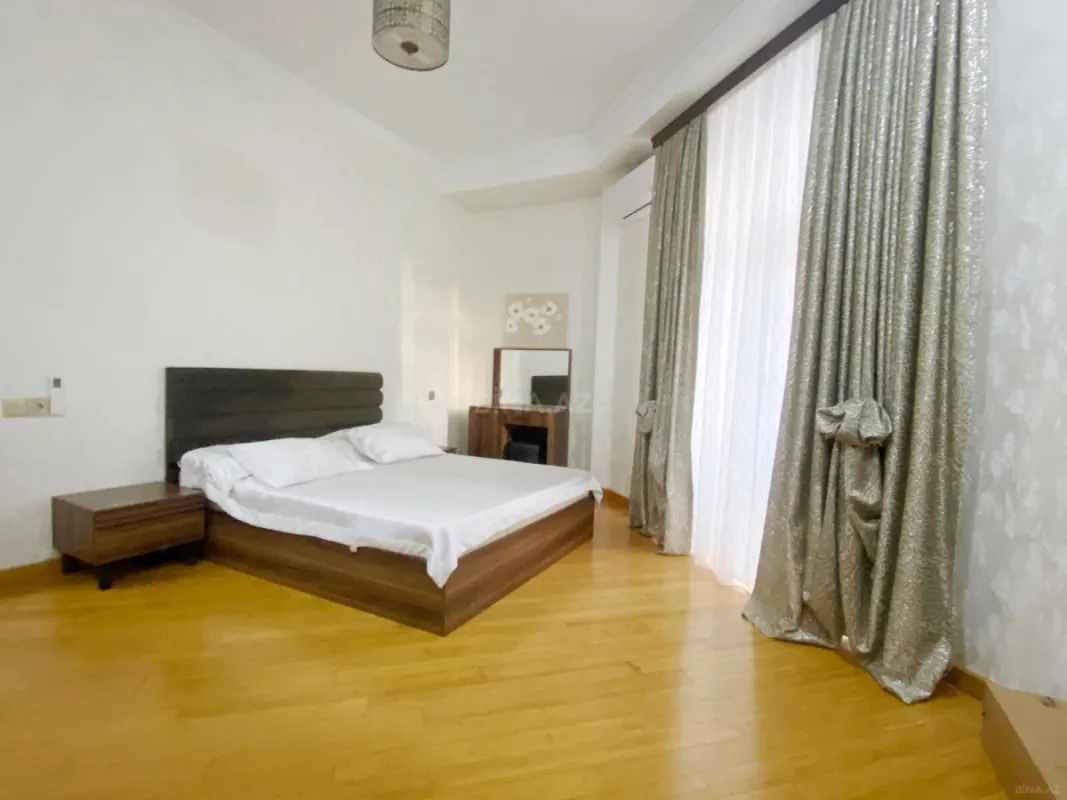 Kirayə verilir 2 otaqlı mənzil 100 m²