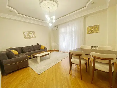 Kirayə verilir 2 otaqlı mənzil 100 m²