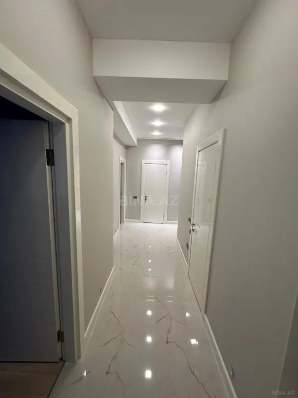 Kirayə verilir 3 otaqlı mənzil 120 m²