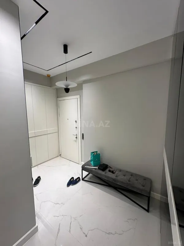 Kirayə verilir 3 otaqlı mənzil 120 m²