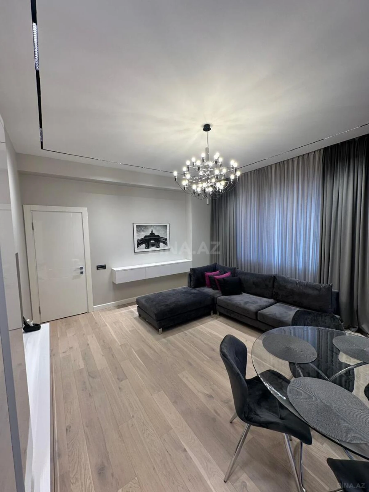 Kirayə verilir 3 otaqlı mənzil 120 m²
