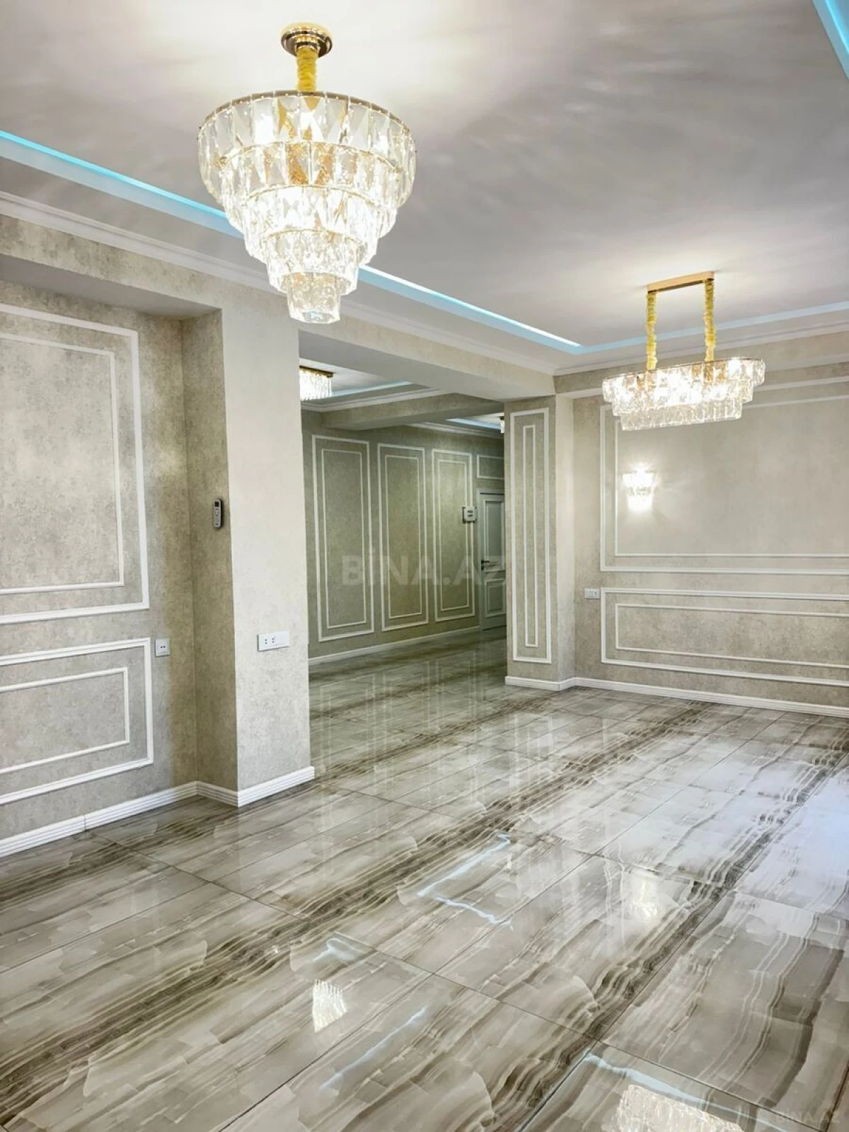 Kirayə verilir 5 otaqlı ofis 215 m²