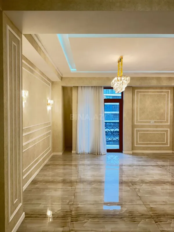 Kirayə verilir 5 otaqlı ofis 215 m²