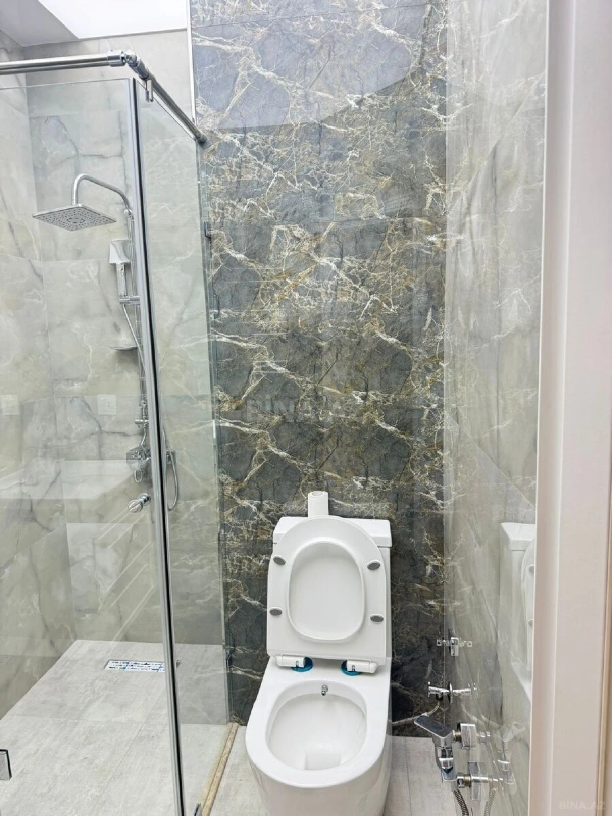 Kirayə verilir 5 otaqlı ofis 215 m²