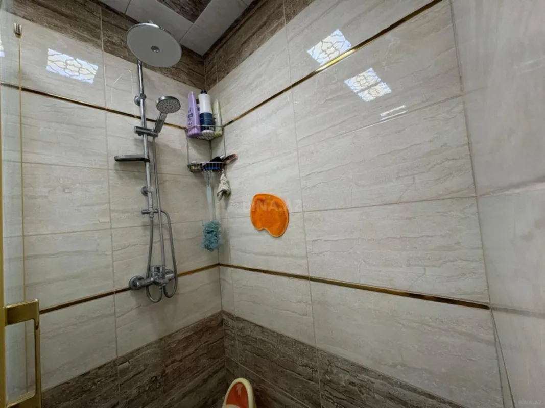 Satılır 4 otaqlı mənzil 90 m²