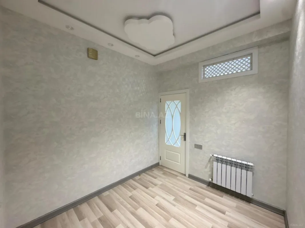 Satılır 4 otaqlı mənzil 90 m²