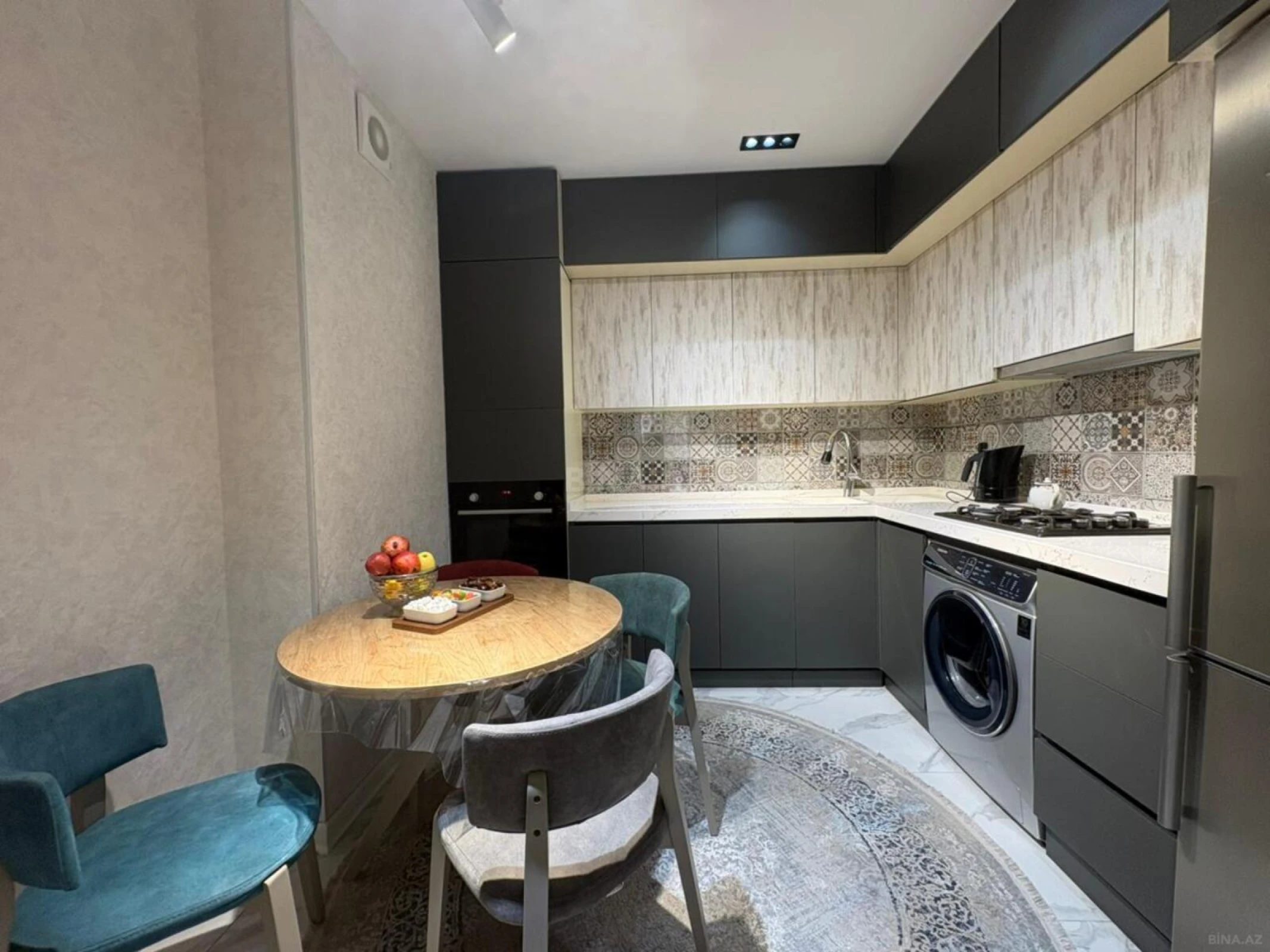 Satılır 4 otaqlı mənzil 90 m²