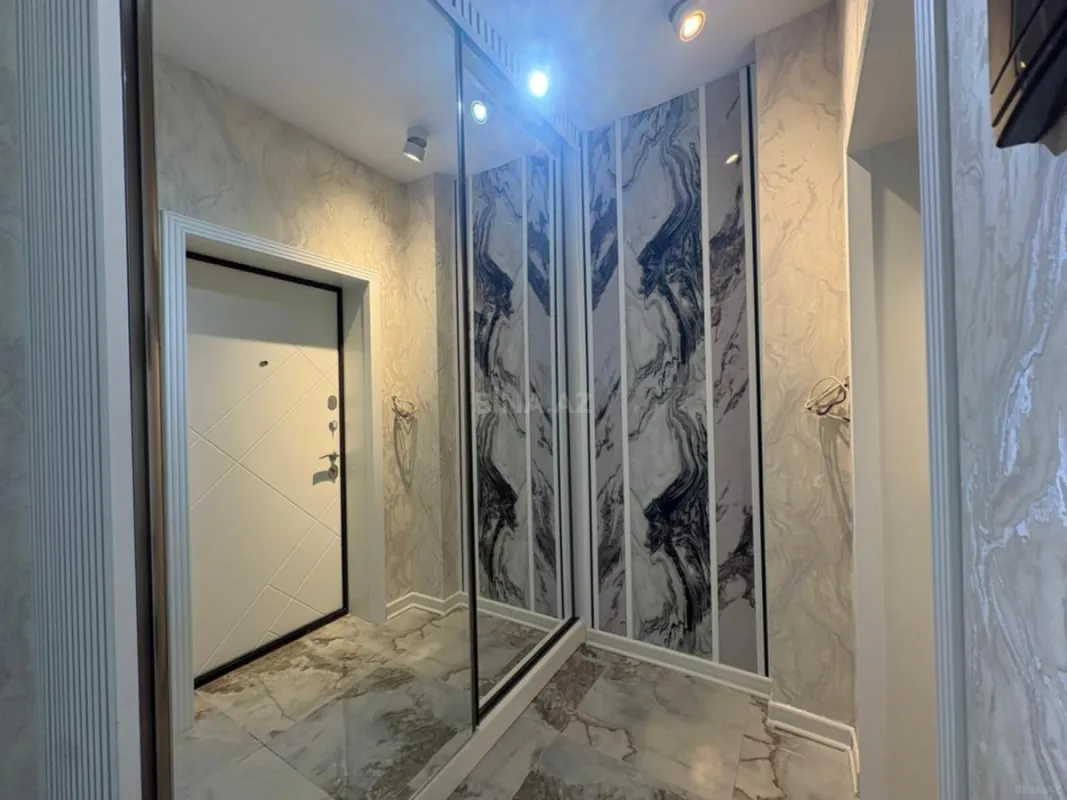 Satılır 4 otaqlı mənzil 90 m²