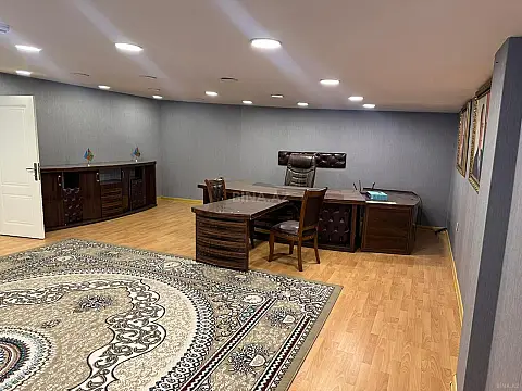 Kirayə verilir 4 otaqlı ofis 200 m²
