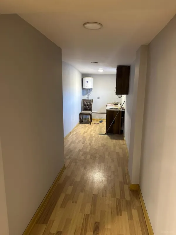 Kirayə verilir 4 otaqlı ofis 200 m²