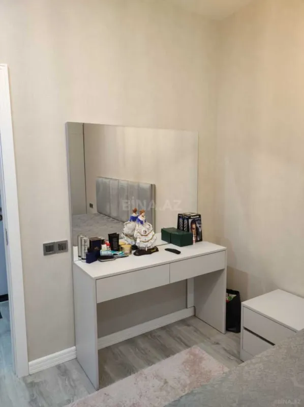 Satılır 2 otaqlı mənzil 75 m²