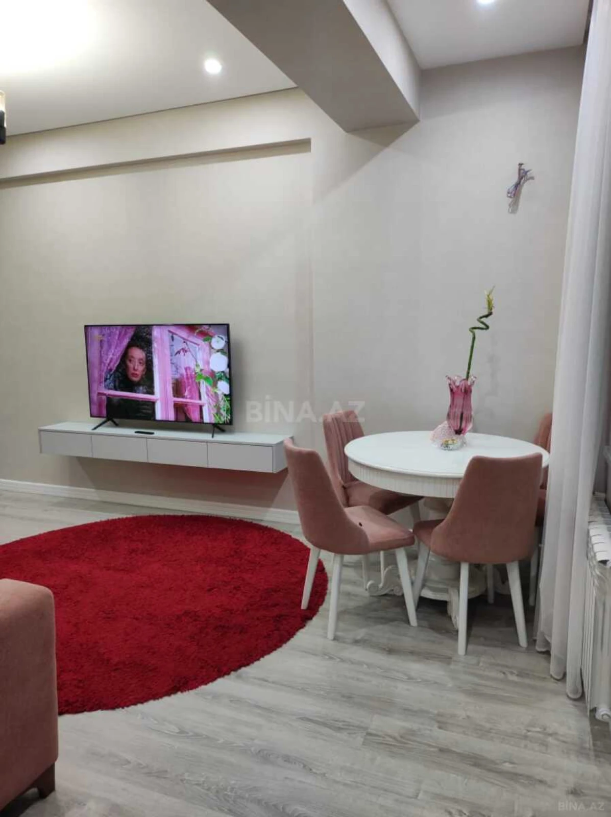 Satılır 2 otaqlı mənzil 75 m²