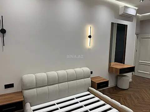 Kirayə verilir 3 otaqlı mənzil 130 m²