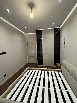 Kirayə verilir 3 otaqlı mənzil 130 m²