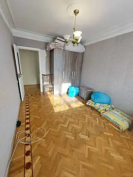 Satılır 2 otaqlı mənzil 75 m²