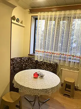 Kirayə verilir 5 otaqlı mənzil 110 m²