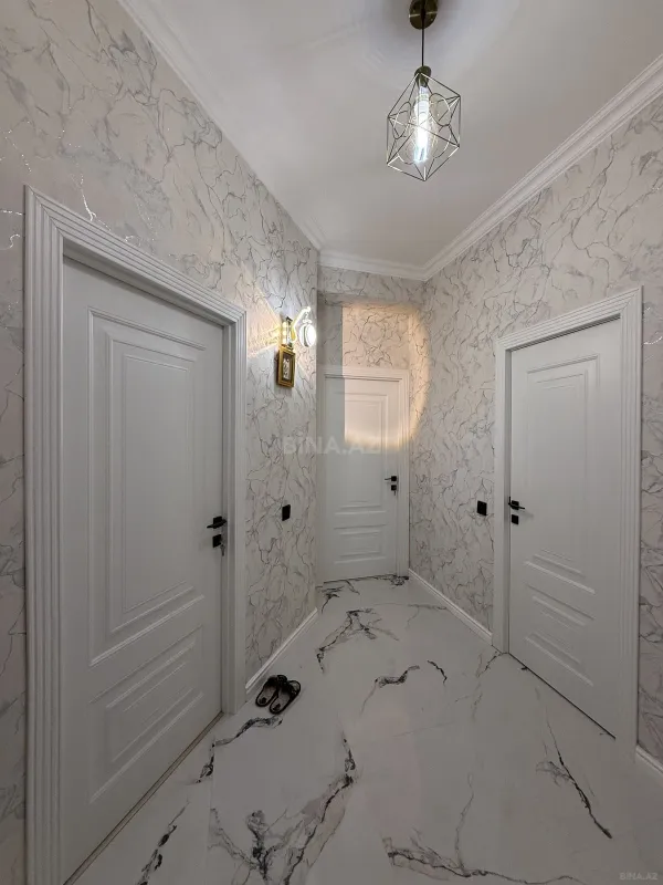 Satılır 2 otaqlı mənzil 71 m²