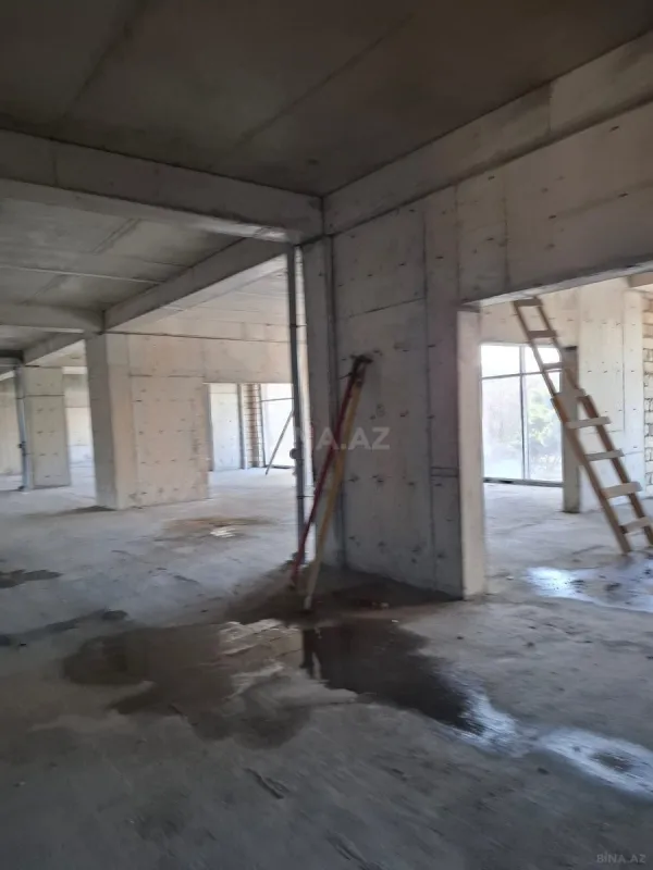 Satılır obyekt 600 m²