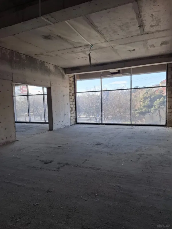 Satılır obyekt 600 m²