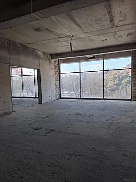 Satılır obyekt 600 m²