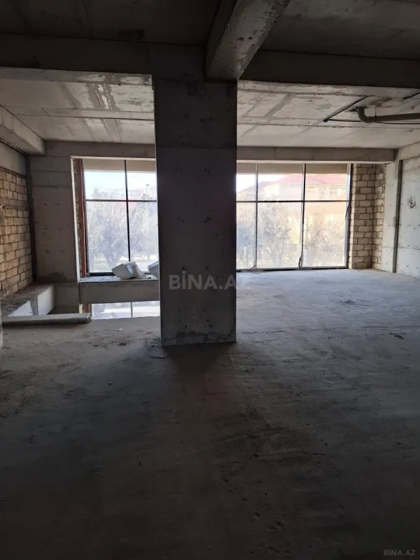 Satılır obyekt 600 m²