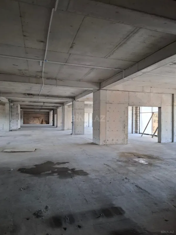 Satılır obyekt 600 m²