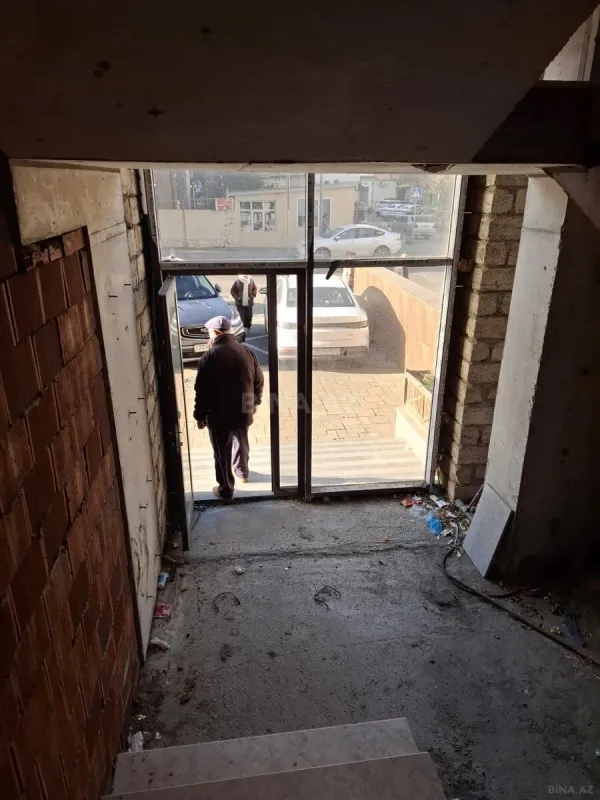 Satılır obyekt 600 m²