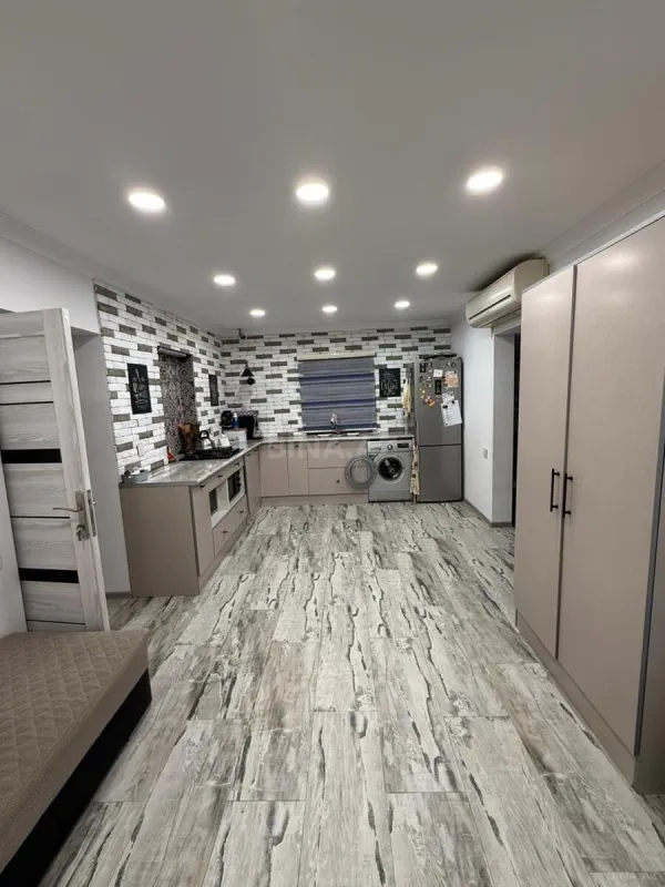 Satılır 4 otaqlı həyət evi 80 m²