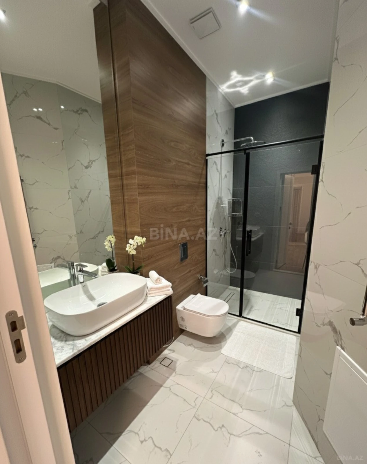 Satılır 5 otaqlı həyət evi 262 m²