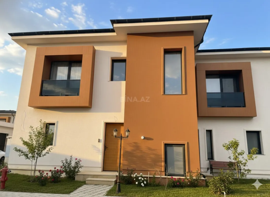 Satılır 5 otaqlı həyət evi 262 m²