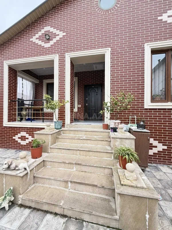 Satılır 4 otaqlı həyət evi 95 m²