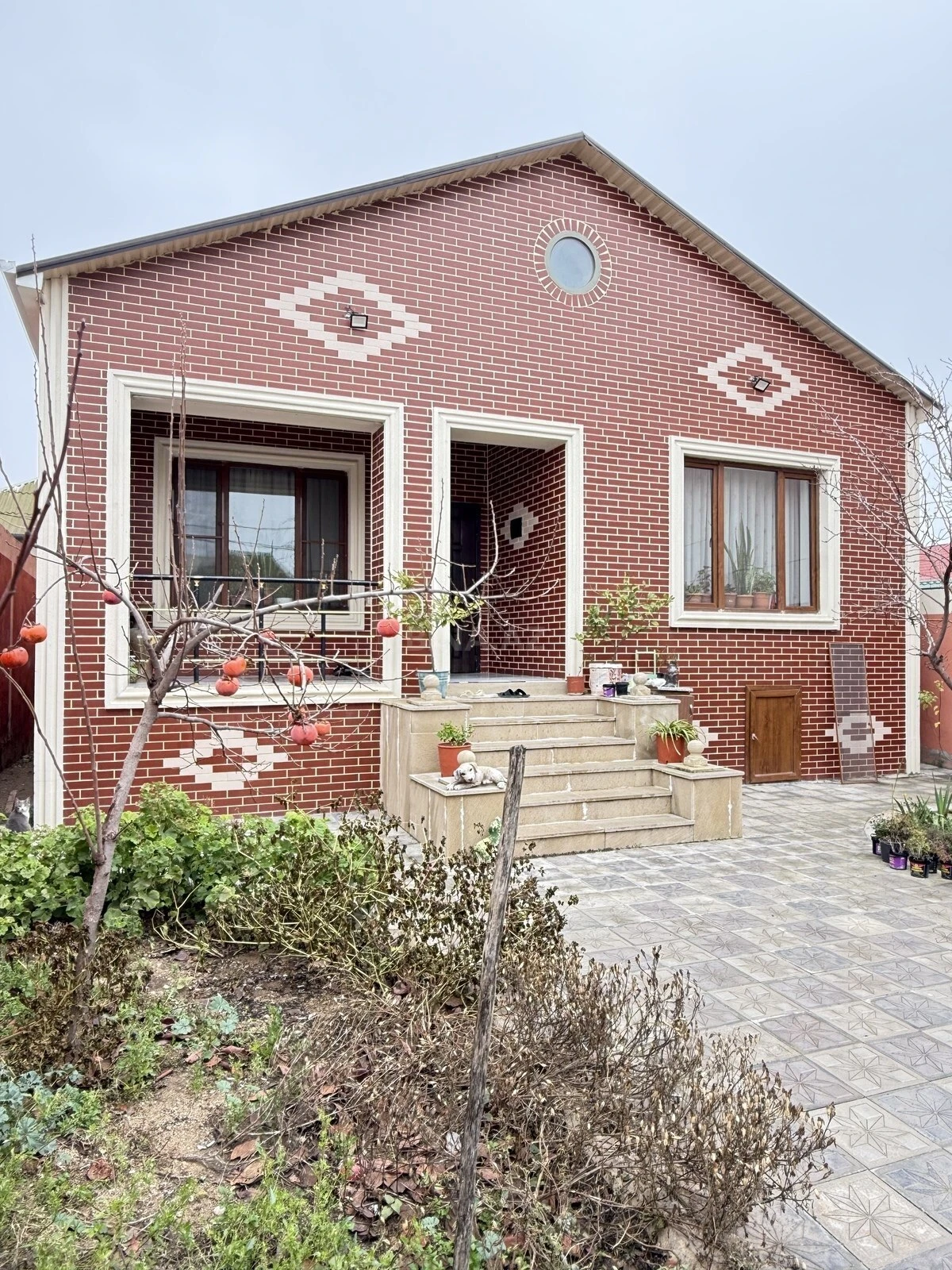 Satılır 4 otaqlı həyət evi 95 m²