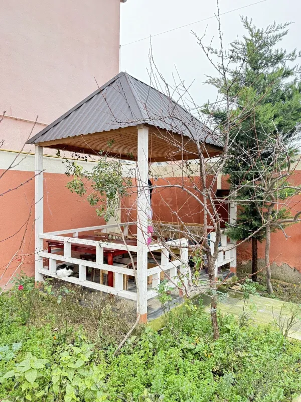 Satılır 4 otaqlı həyət evi 95 m²
