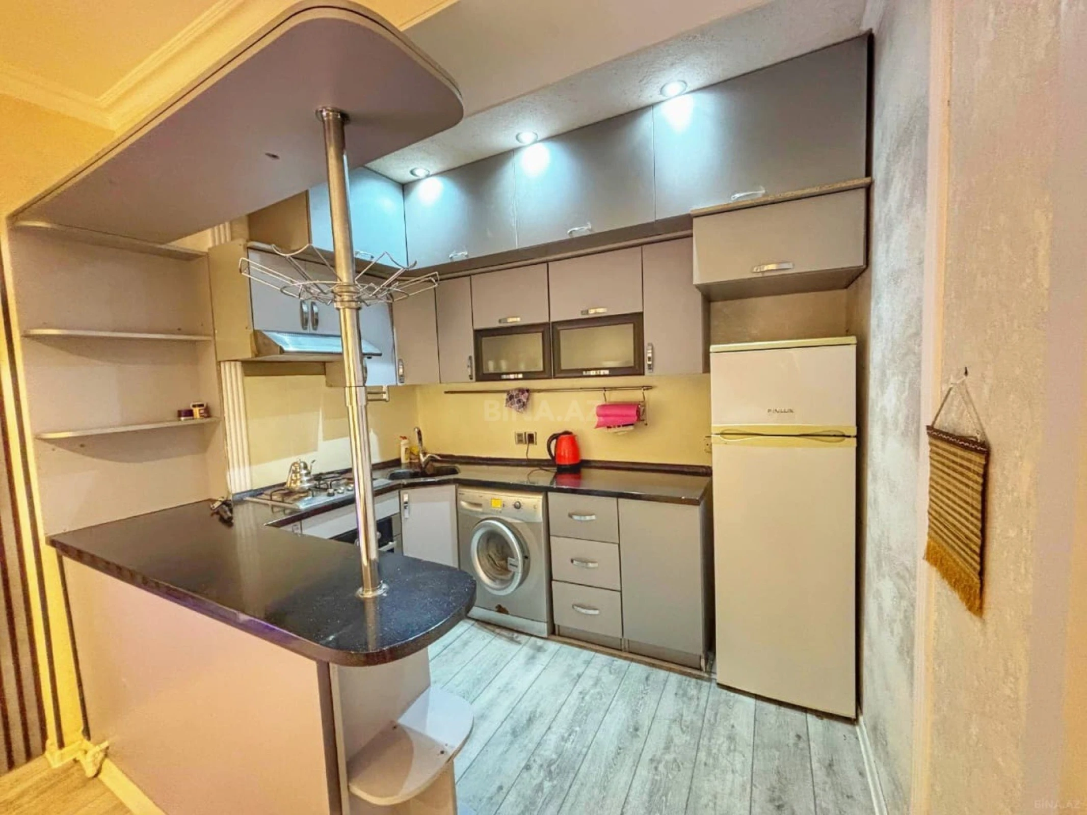 Satılır 3 otaqlı mənzil 80 m²