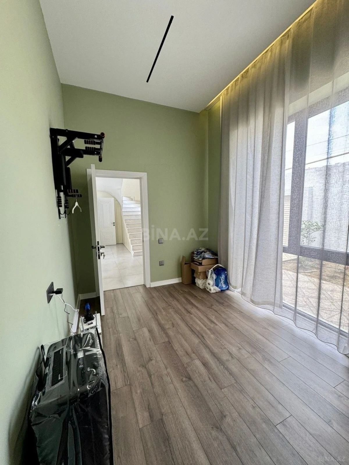 Satılır 5 otaqlı həyət evi 168 m²