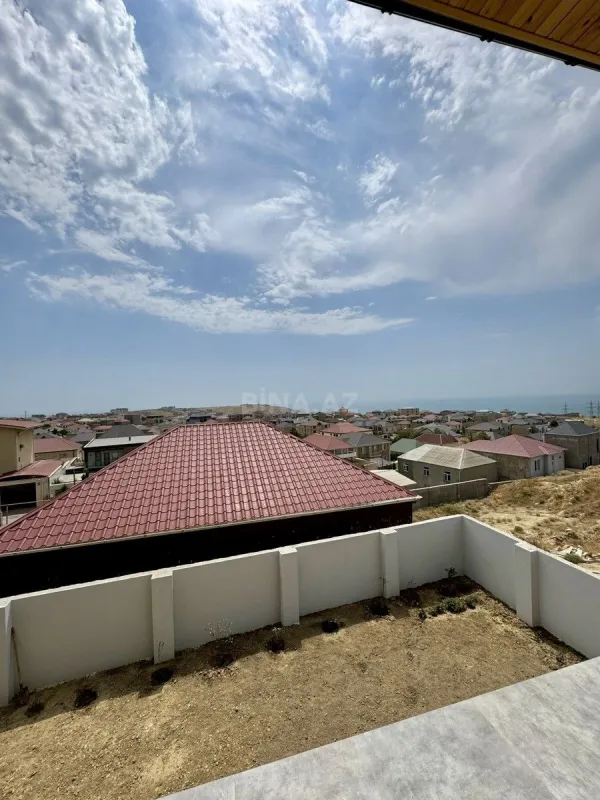 Satılır 5 otaqlı həyət evi 168 m²