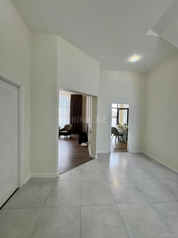 Satılır 5 otaqlı həyət evi 168 m²